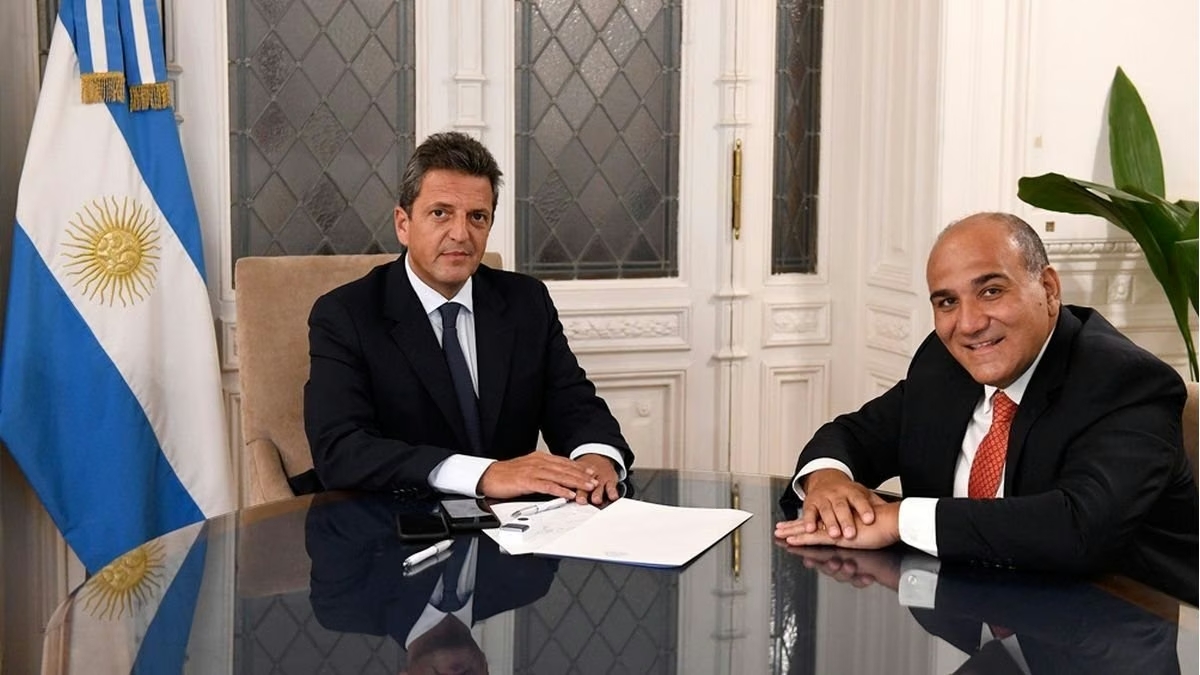 juan-manzur-sergio-massa-2022jpg